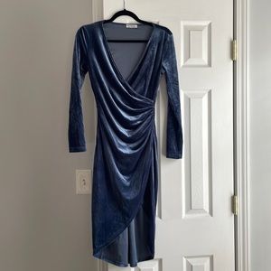 Velvet blue long sleeve dress